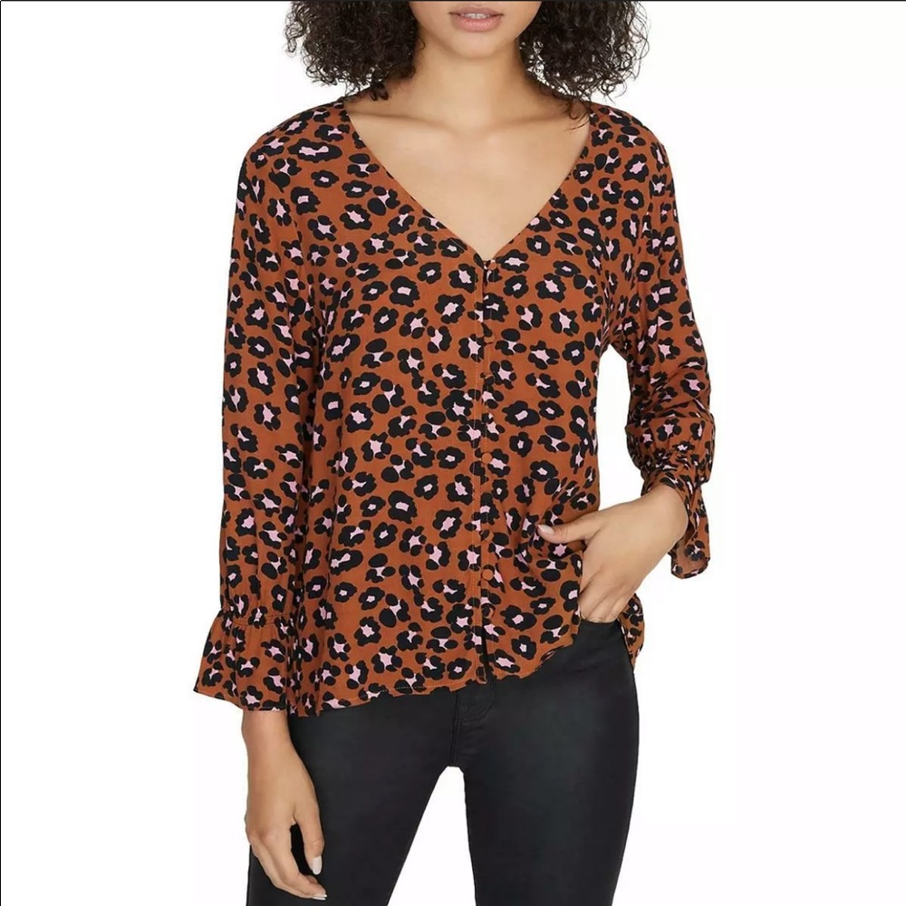 Sanctuary Quartz Animal Print Button-Down Blouse